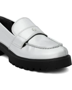 Tory Burch Classic Lug Loafers -Modern Trendy Shoes 61U8VJjBmmL. AC SR736920